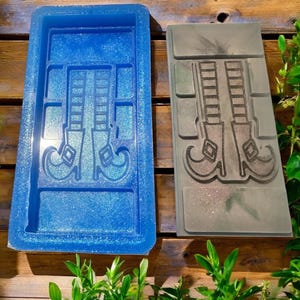 Witch Legs - Snap Bar Silicone Mold or Wax Melt