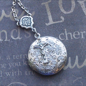 Crucifix Locket Necklace Confirmation Locket Womens Locket Silver Cross Locket Religious Locket Catholic Jewelry Silver Locket Gift WEDDING