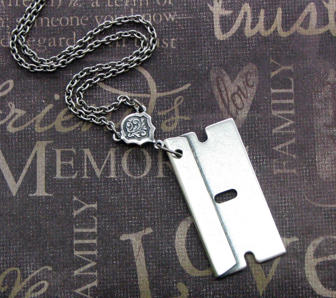 Silver razor blade pendant Clearance