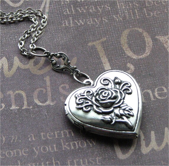 locket for mother's day
