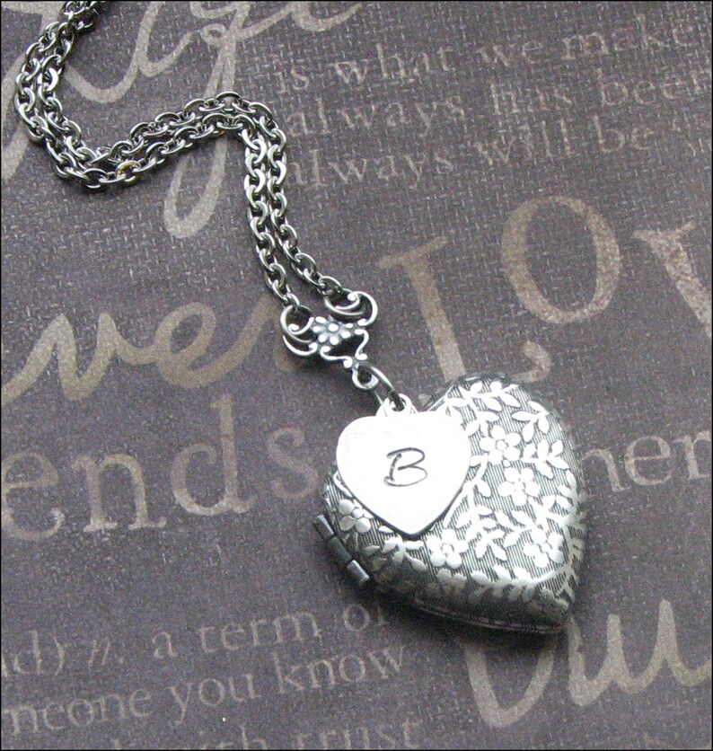 Personalized Heart Locket Necklace Initial Necklace Etsy
