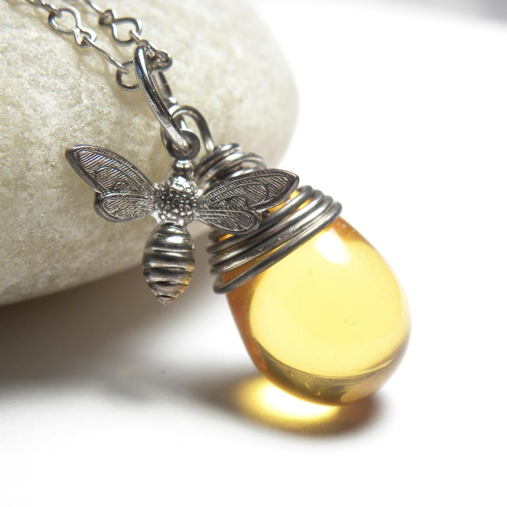 Honey Bee Necklace Bee Bee Necklace Honey Bee Jewelry Etsy