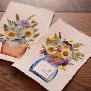 Grußkarte echte gepresste Blüten - handgemacht & personalisierbar - Vase in Aquarell - Frühlingshafte Deko botanische Kunst Muttertag Ostern