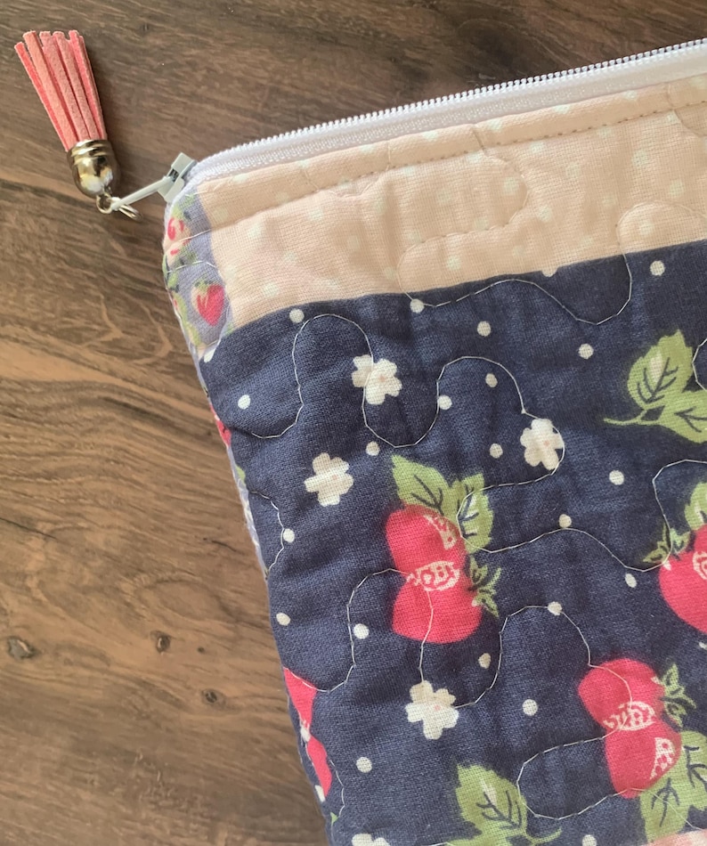Quilted Bible Cover Bible Bag Quilted Shabby Chic Bible Sleeve Christian Gift for Women image 13