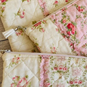 Quilted Bible Cover Bible Bag Quilted Shabby Chic Bible Sleeve Christian Gift for Women Pink and White