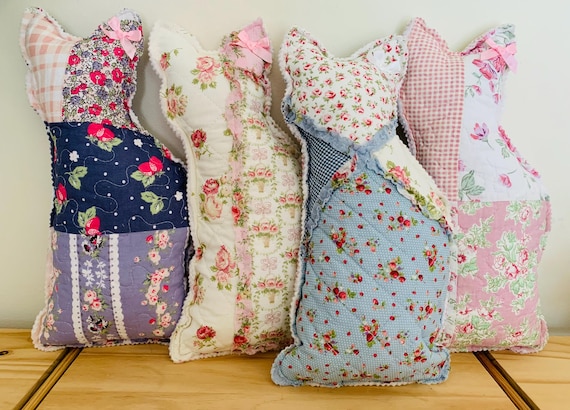 Quilted Cat Pillows Patchwork Floral Pet Pillows for Cat Lovers