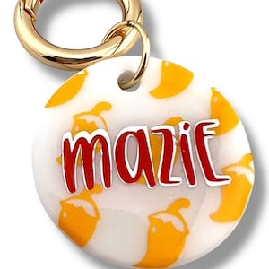 Chili Pepper Pet Tag – Custom Resin Name ID Tag with Yellow Peppers – Round Durable Pet Tag – Fun Personalized Gift – Font Color Options