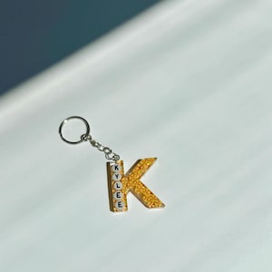 Llaveros con letras / Llaveros de resina / Llaveros personalizados / Personalizados con letras de cuentas / Llaveros hechos a mano / Llaveros de resina epoxi