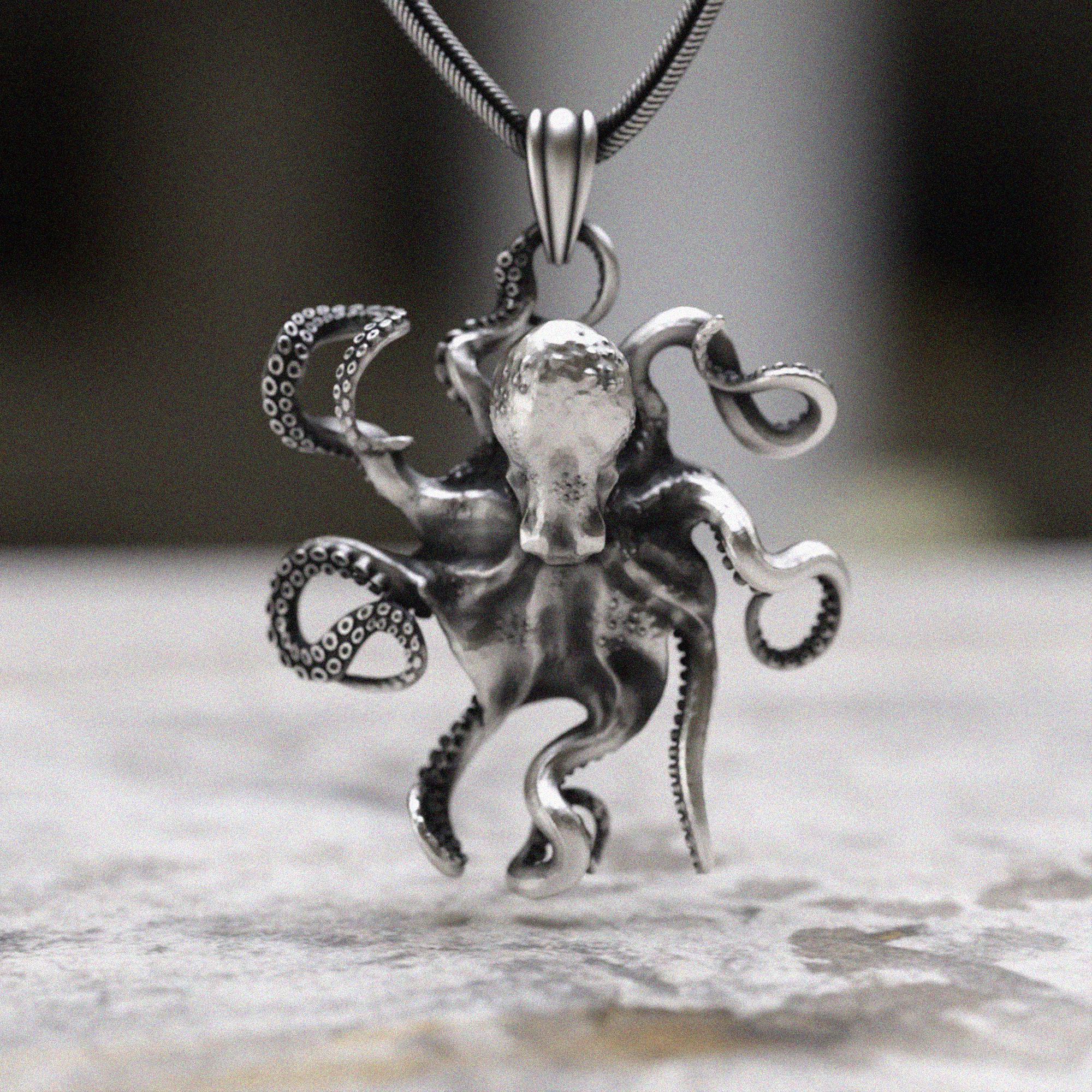 Bronze Necklaces & Pendants for Men