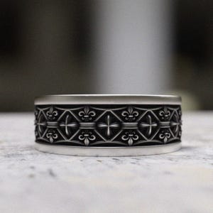 Fleur de Lis-trouwring in 925 sterlingzilver, middeleeuwse ridder ring met koninklijk symbool, handgemaakt Frans royalty-ontwerp, statementband heren