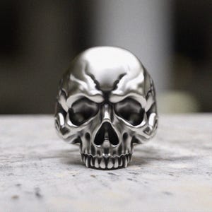 Polished Skull Ring 925 Sterling Silver | Anatomical Human Skull Men&#39;s Ring | Handcrafted Biker Jewelry | Gift For Him | Anniversary Gift