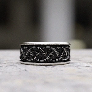 Celtic Knot Ring 925 Sterling Silver Celtic Wedding Band Irish Knotwork Ring Celtic Jewelry Handcrafted Celtic Band Ring