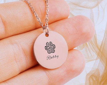 Gegraveerde ketting met pootafdruk • Aangepaste hanger met naam bedel hond • Unieke huisdieraandenken • Ketting met hondherdenking • Gegraveerde naamketting cadeau