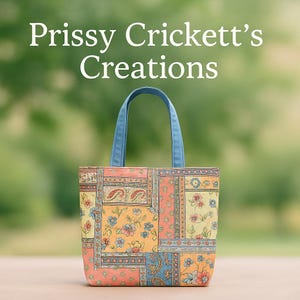 Handmade Quilted Patchwork Tote Bag: Pastel Floral Beach Bag, eye glass case and coin pouch.