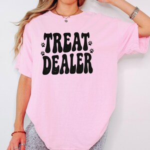 treat dealer dog t-shirt funny dog lover shirt gift for dog moms rescue owners pet trainers dog walkers dog mom tee paw print t-shirt