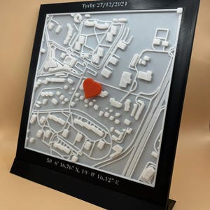 Individueller Geschenk-Stadtplan mit Ihrem Text – einzigartiges personalisiertes Geschenk