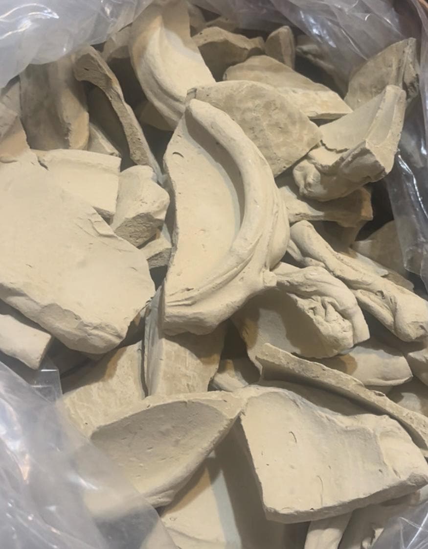 Haitian Clay - Original 100% Natural Calcium Bentonite Dirt Cookie.