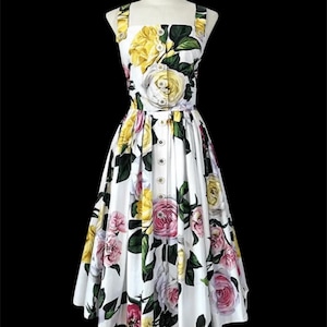 Italian Luxury designer Roses print button front 100% cotton dress