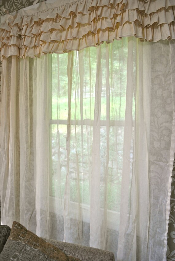 Ivory Shabby Chic Bedroom Curtain