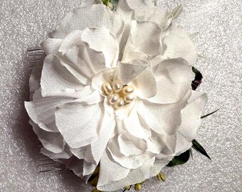 Handmade Peony Comb, Floral Accessory for Hair