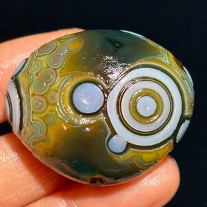 Belle pierre d'agate oeil d'agate de Gobi de Mongolie, pierre de palmier naturelle du désert, agate curative, cadeau unique.
