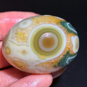 Beautiful Gobi Agate Eye Agate Stone From Mongolia, Natural Desert Tumbled Palm Stone, Healing Agate, Unique Gift.
