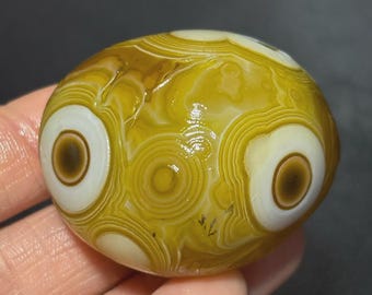 Gobi Eye Agate Stone From Mongolia, Natural Desert Tumbled Palm Stone.