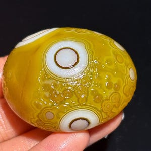 Beautiful Gobi Agate Eye Agate Stone From Mongolia, Natural Desert Tumbled Palm Stone, Healing Agate, Unique Gift.