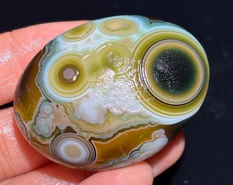 Beautiful Gobi Agate Eye Agate Stone From Mongolia, Natural Desert Tumbled Palm Stone, Healing Agate, Unique Gift. #119