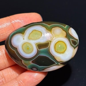 Beautiful Gobi Agate Eye Agate Stone From Mongolia, Natural Desert Tumbled Palm Stone, Healing Agate, Unique Gift. #84