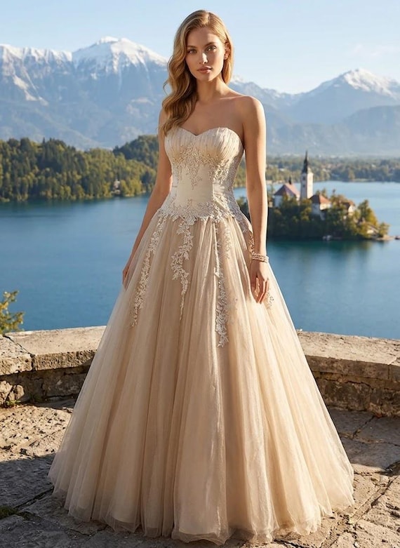 champagne color wedding dress Bespoke Tulle Ball Gown, Sweetheart Lace Applique Princess Dress, Custom Fit Sequin & Beaded Evening Gown, Made to Order Simple Size:XS (UK8) QTY:90 Denim Shirtdress - Marin every special occasions and