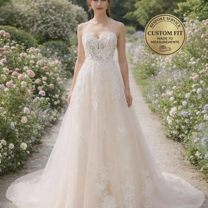 Champagne Tulle Wedding Dress, Strapless Sweetheart A-Line Gown with Floral Appliqué, Bespoke Bridal, Romantic Custom Fit, Garden Wedding
