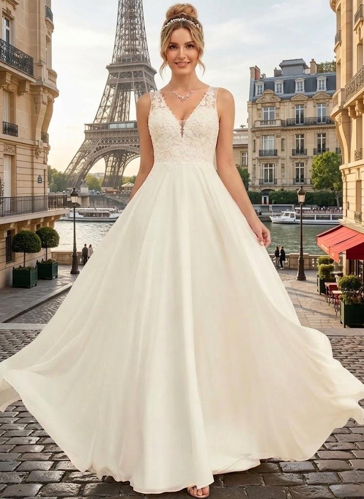 white christmas dresses Minimalist Layered Sleeveless Dress with Chiffon Hem main image 0