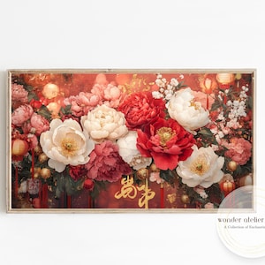 Könnte beinhalten: Ein gerahmter Blumendruck mit einer lebendigen Anordnung von roten, weißen und rosafarbenen Pfingstrosen. Die Blumen sind in einem üppigen, kaskadierenden Stil angeordnet, mit goldenen Akzenten und einem roten Hintergrund.