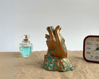 Escultura de corazón anatómico de bronce: decoración gótica hecha a mano, regalo médico
