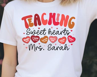 Customizable Teacher Shirt – Personalized Teacher Gift, Back to School Tee, Funny Teacher Appreciation Shirt, Custom Name Educator T-Shirt