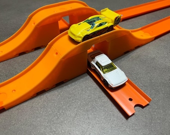 Extensión de pista de puente impresa en 3D para Hot Wheels®, Matchbox® y Monster Trucks: pieza de acrobacia modular, compatible y expandible.