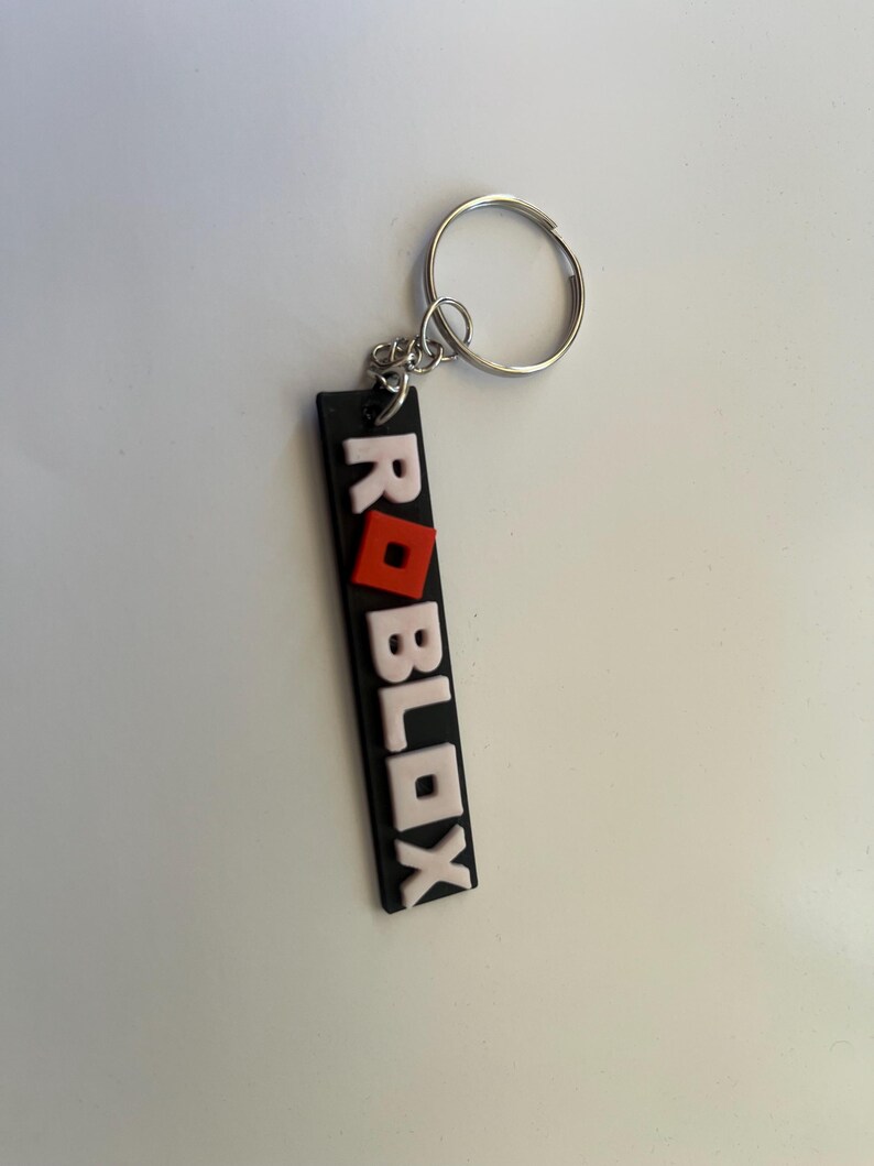 3D Printed Roblox Keychains & Robux | Gamer Gift | Roblox Fan ...