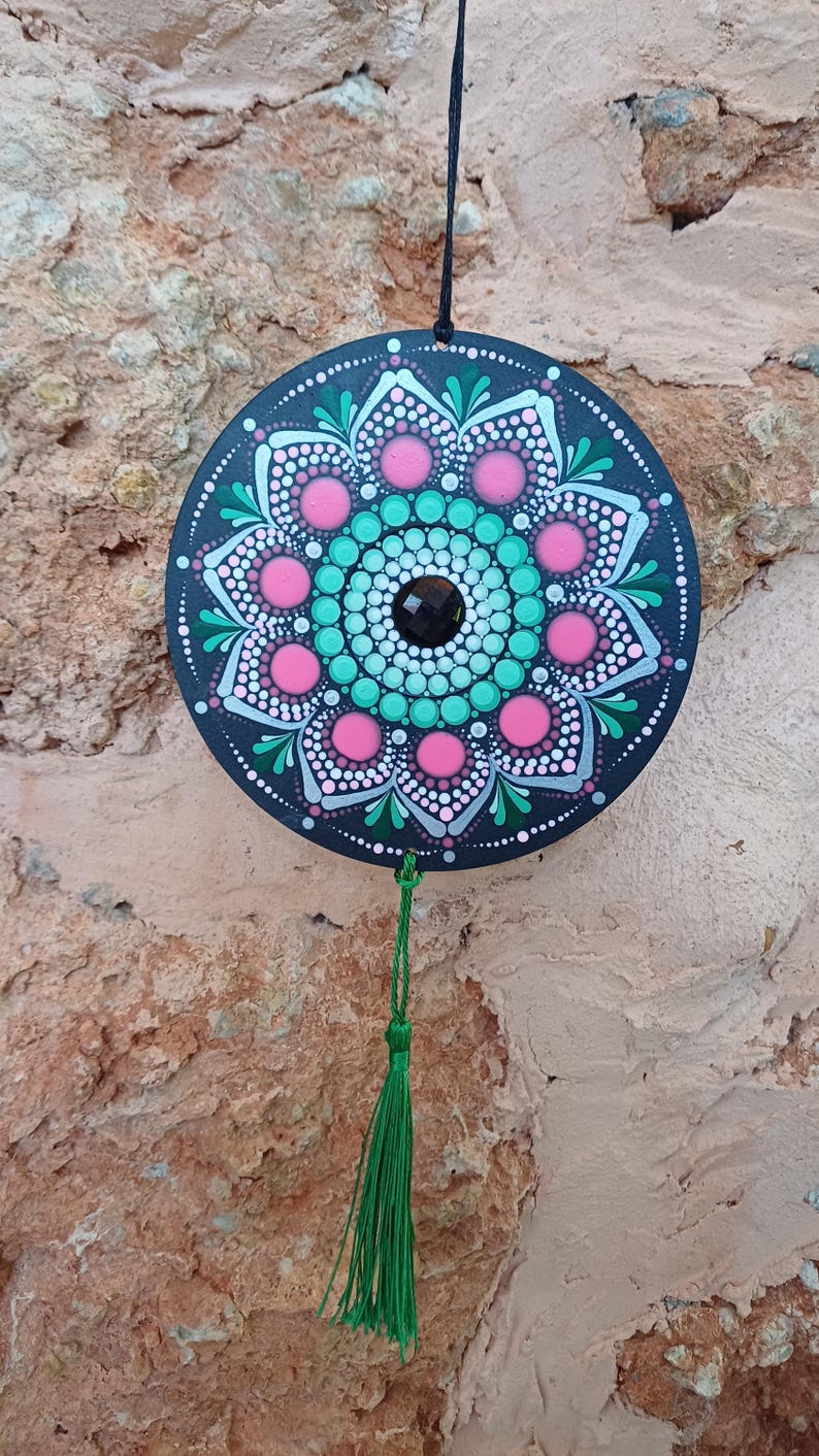 Mandala a punti da appendere al muro - dipinto a mano - regalo per la meditazione immagine 11