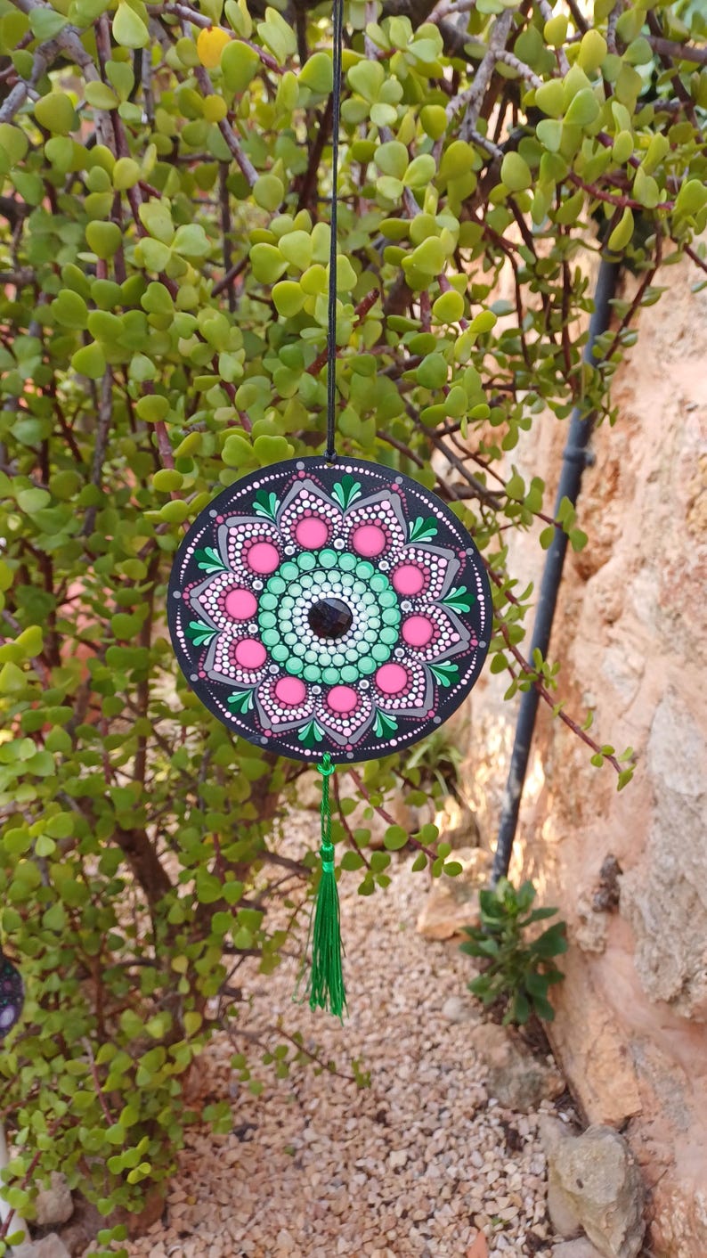 Mandala a punti da appendere al muro - dipinto a mano - regalo per la meditazione immagine 9