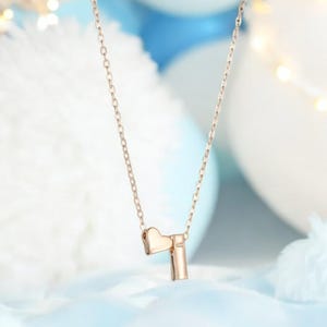 Personalisierte Herz-Halskette mit benutzerdefinierten Initialen, elegantem Schmuck Geschenk für Frauen, benutzerdefinierter Briefanhänger für Damen Weihnachtsgeschenk Beste Halskette