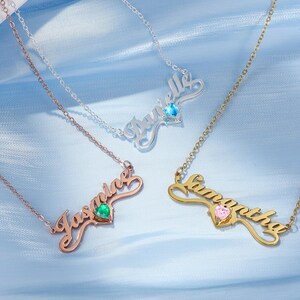 Collar de piedra de nacimiento personalizado: diseño de corazón con nombre personalizado, collar de corazón único, collar para mamá, regalo de graduación, collar de cumpleaños