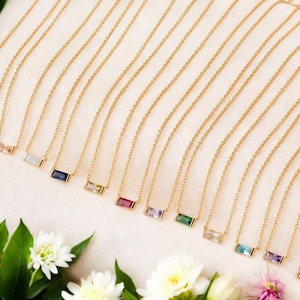Collar con piedra de nacimiento baguette, collar con piedra de nacimiento familiar, collar personalizado, joyería con piedra de nacimiento para la madre, regalo para mamá, collar de cumpleaños
