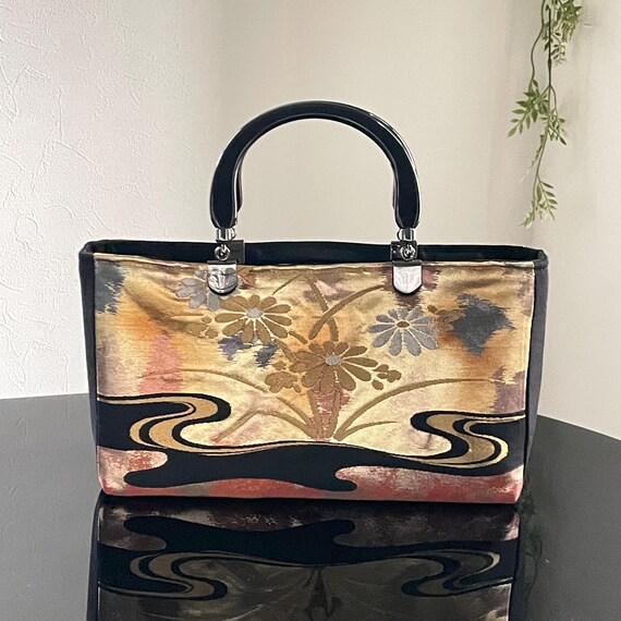 Obi Remake Silk Bag | Genuine Gold Leaf| Hanabishi Kikkou  display picture 1