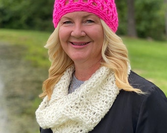 Knitted Women's Cowl- Knitted Cowl Scarf - Infinity Scarf - Gift for Her - Unique Gifts