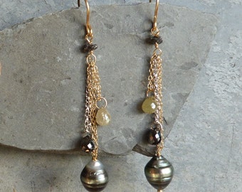 Earrings with 18 k yellow and white gold, diamonds, tahitipearls: IMPORTANT, French vat is included,less 20% for US,UK and canadian buyers