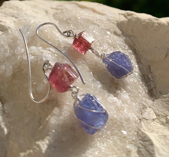 Silver earrings, rough stones, tourmalines, tanzanites : IMPORTANT, French vat is included, 20%  off for US, australian and canadian buyers