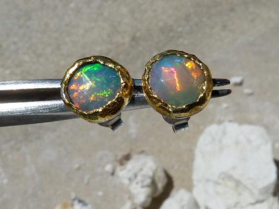 24 k gold and silver studs, ethiopian opals: IMPORTANT, French vat is included, 20% off for US, australian, canadian buyers