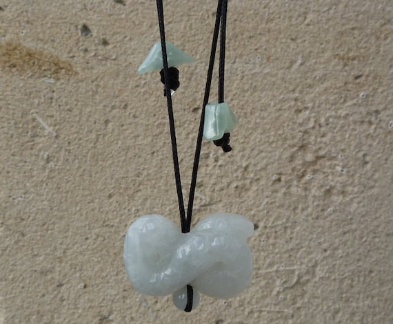 Necklace, chinese zodiac, snake, jade, jadeite: Important, French vat is included,20% off for US, australian and canadian buyers