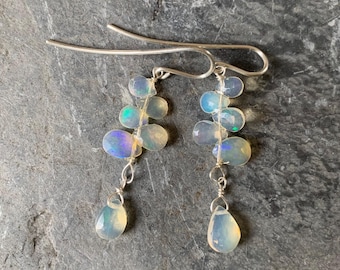 Silver earrings with ethiopian opals: IMPORTANT, French vat is included, 20% off for US, australian and canadian buyers